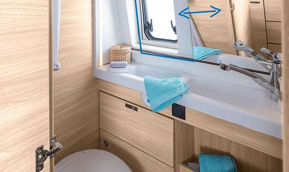 KNAUS BOXLIFE PRO 600 Interieur serienmäßiges Kompaktbad mit verschiebbarem Spiegel